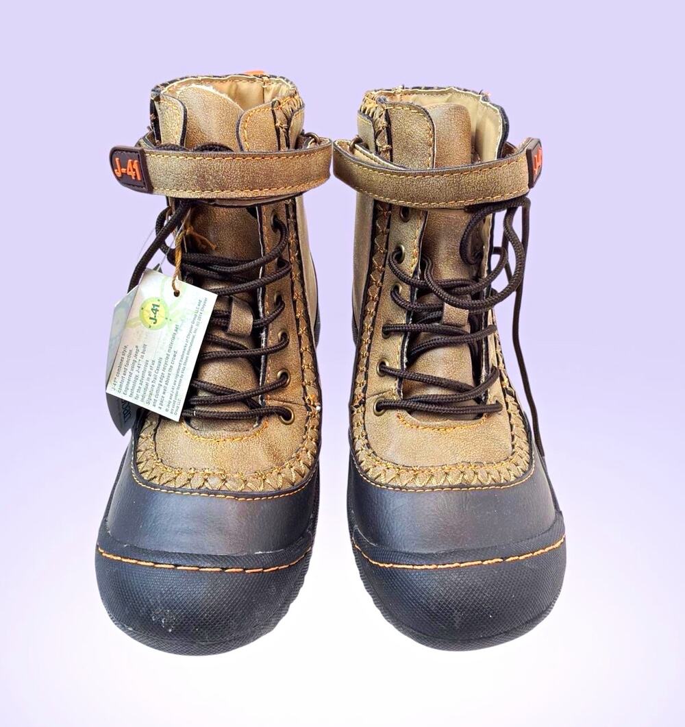 J-41 AdventureOn Boys Ankle Boots Tan/Black Lace Up Faux Fur Lined US 6.5M